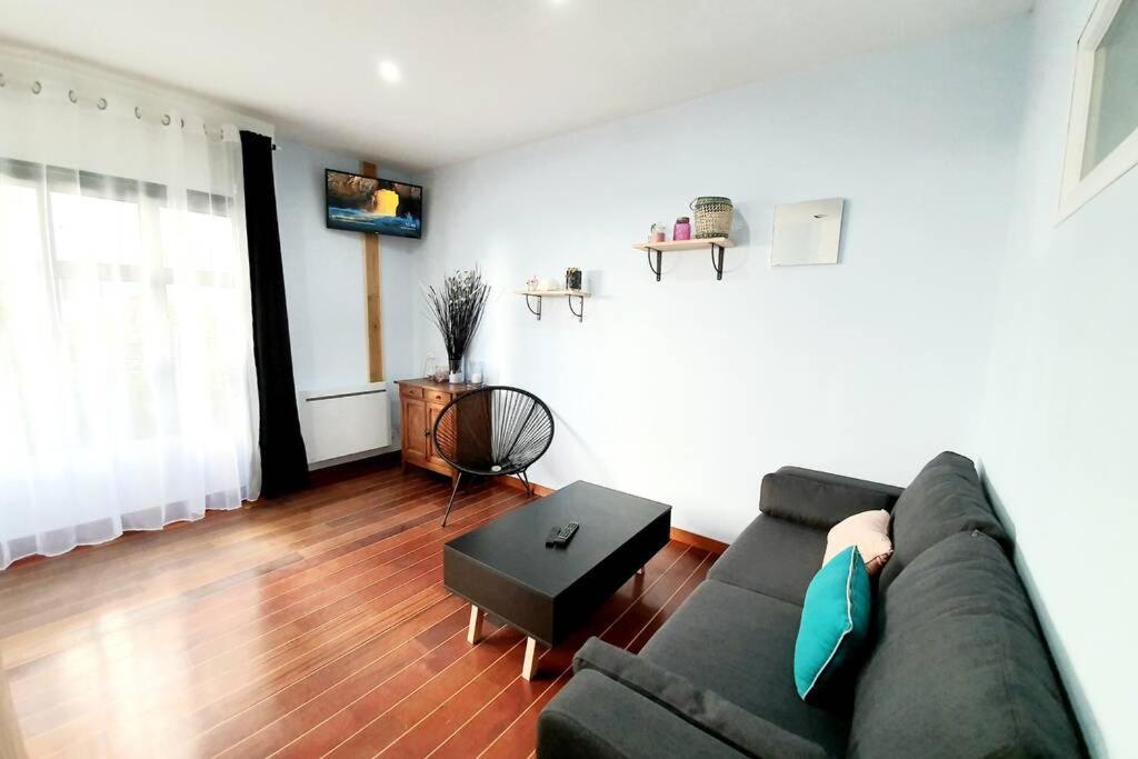 Appartement Lumineux Tout Confort De 33M2 Au Centre De Vannes Exterior foto
